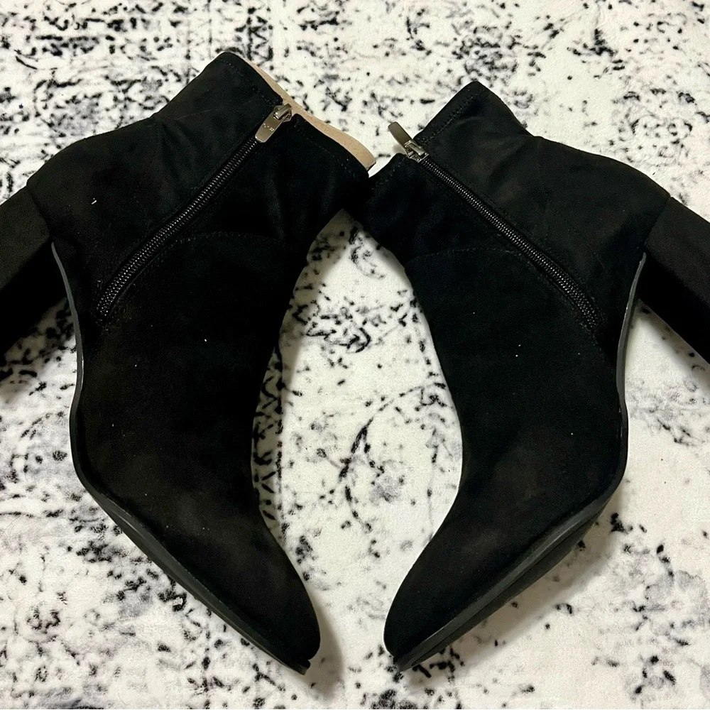 Marc Fisher Women's Black Pointy Toe Ankle Booties Black Multi Fabric 10